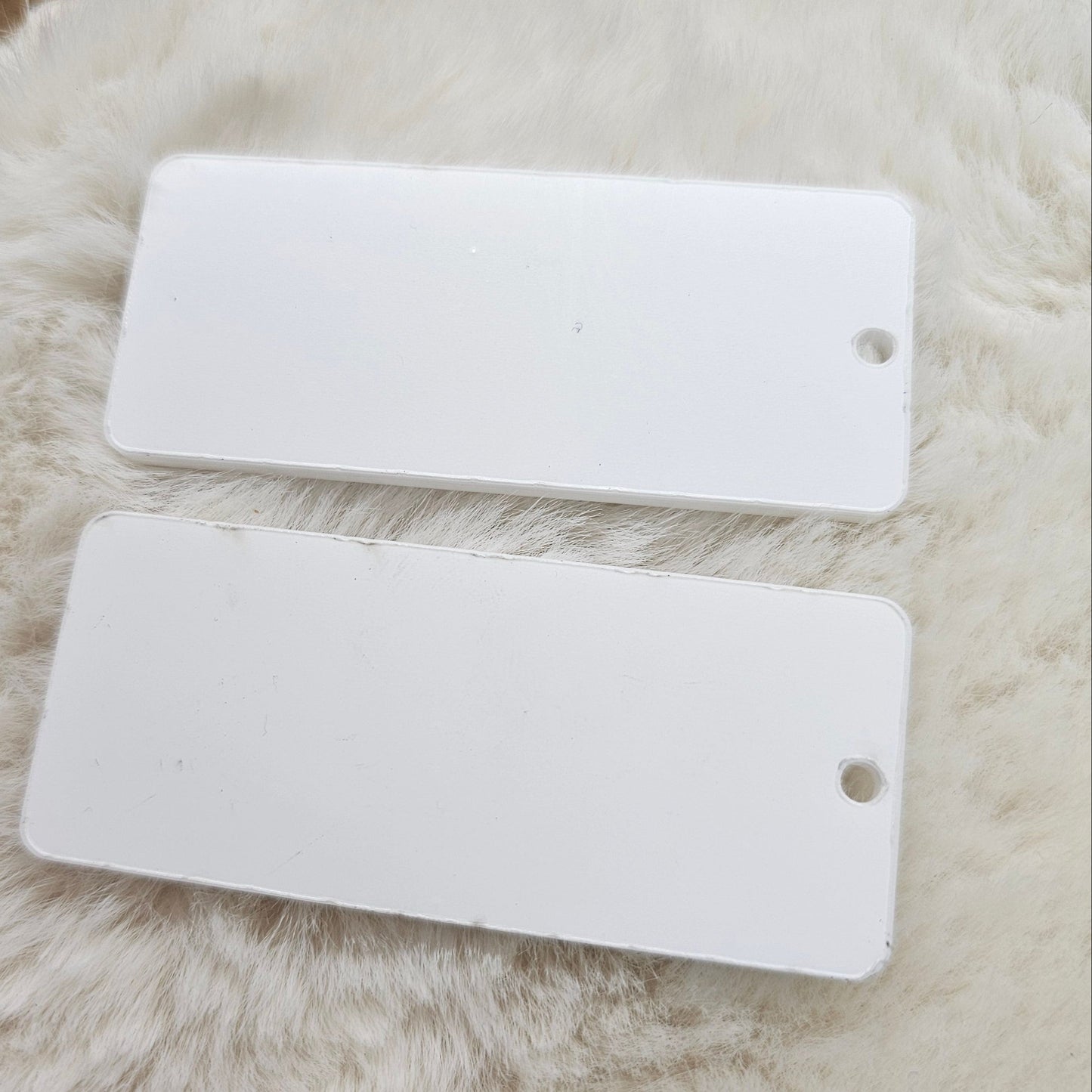 Rectangle white blank 30mmx70mm with hole - Each