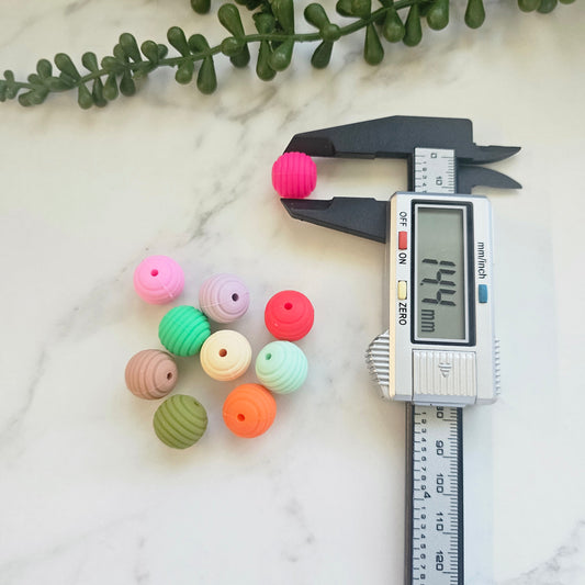 15mm silicone ribbed beads (mixed colours, pack of 10)