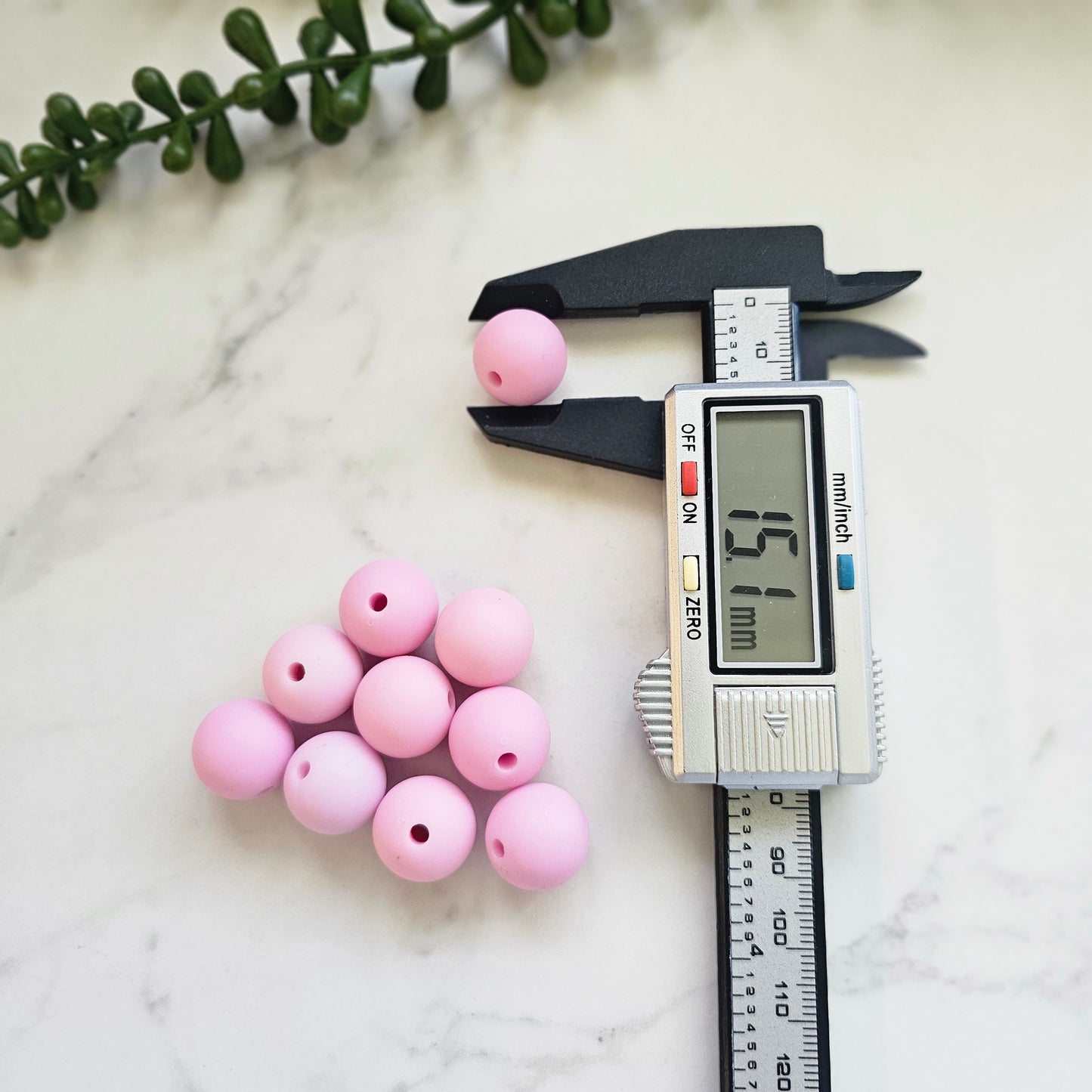 16mm pink matte acrylic beads (pack of 10)